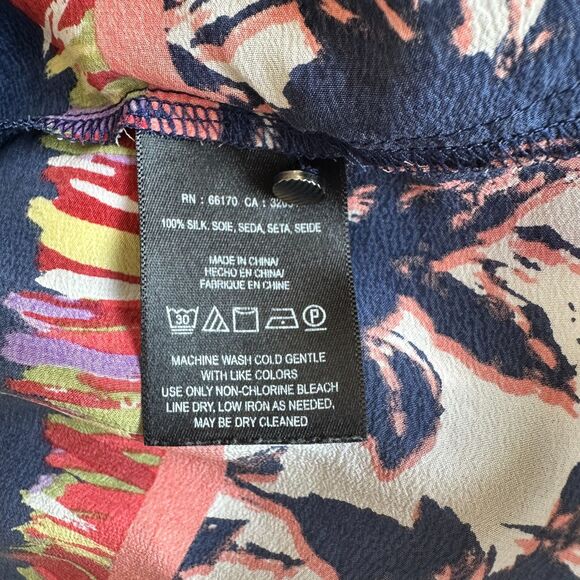 Anthropologie Maeve 100% Silk Navy Blue Floral Sheer Short Sleeve Blouse Sz 0 - Picture 6 of 6